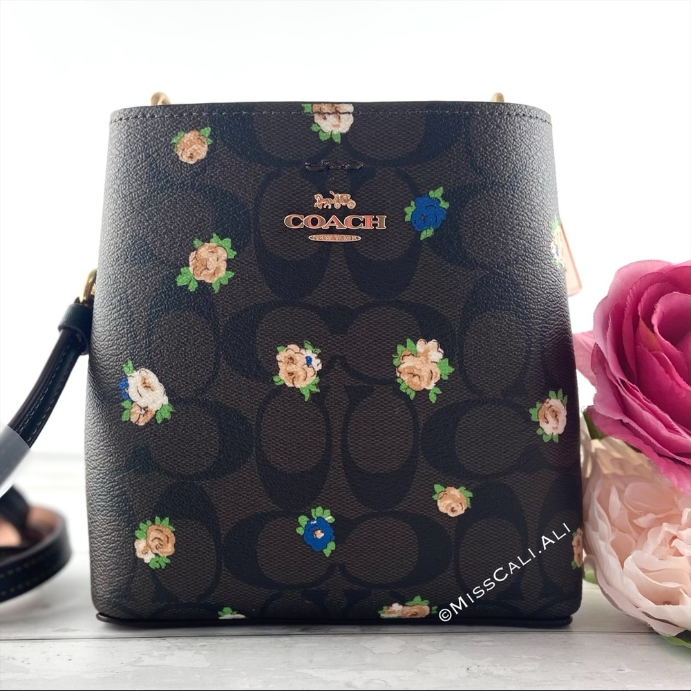 NWT COACH Mini Town Bucket Bag In Signature Canvas With Vintage Mini Rose Print